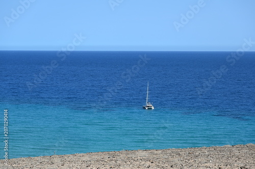 Katamaran auf dem Meer