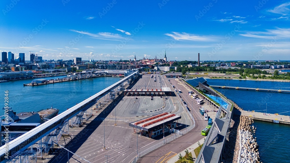 Obraz premium Aerial View of Tallinn Port Terminal and Old Town Skyline Estonia