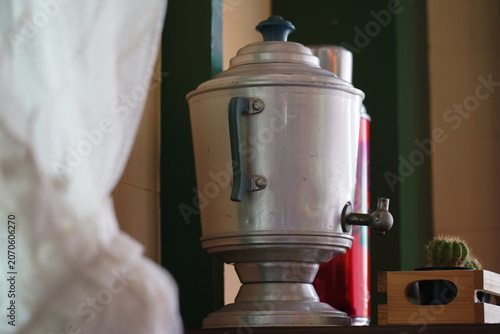 Bild auf Leinwand Antique traditional Russian samovar in a house