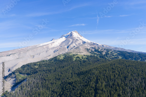 The iconic Mt. Hood is surrounded by national forest and spans all the way to the Columbia River Gorge in Oregon. This scenic and wild area, close to Portland, offers year-round recreation.