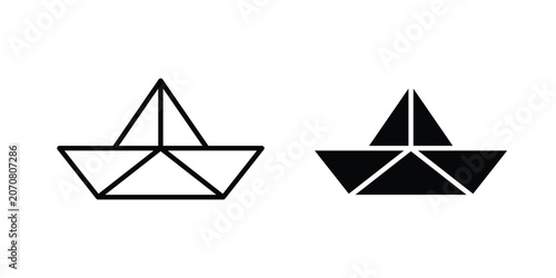 Tableau sur toile Paper boat icon silhouette and outline pack