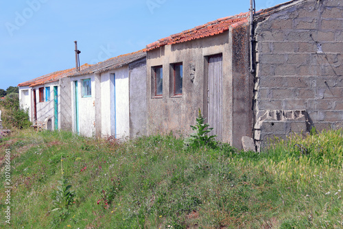 arrière des vieilles cabanes de pécheurs