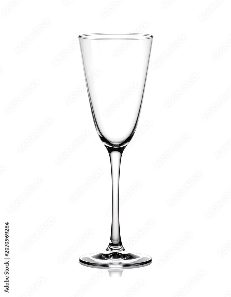 Obraz premium Elegant clear empty crystal stemmed glass designed for fine dining or sophisticated beverage service&nbsp;