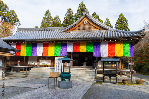 Fotografía 日本の風景・秋　京都　大原　紅葉の三千院　金色不動堂