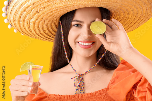 Beautiful young Mexican wom...