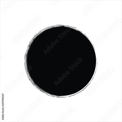 Black Ink Circle Grunge Badge — Round Brush Stroke Stamp and Distressed Halftone Element