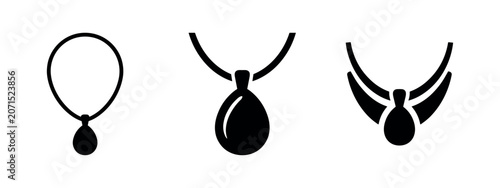 Bild auf Leinwand Pendant Necklace Icons Set in Silhouette: Various Styles of Necklaces