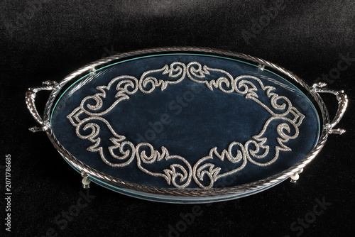 Billede på lærred Tray on a black background