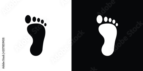Foto Footprint icon. Flat filled symbols bundle