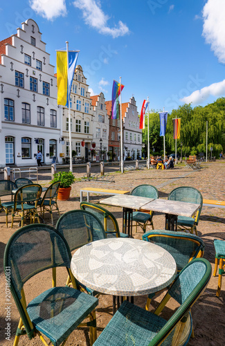 Historisches Friedrichstadt (Nordfriesland), Schleswig-Holstein. Stadtszenerie Marktplatz