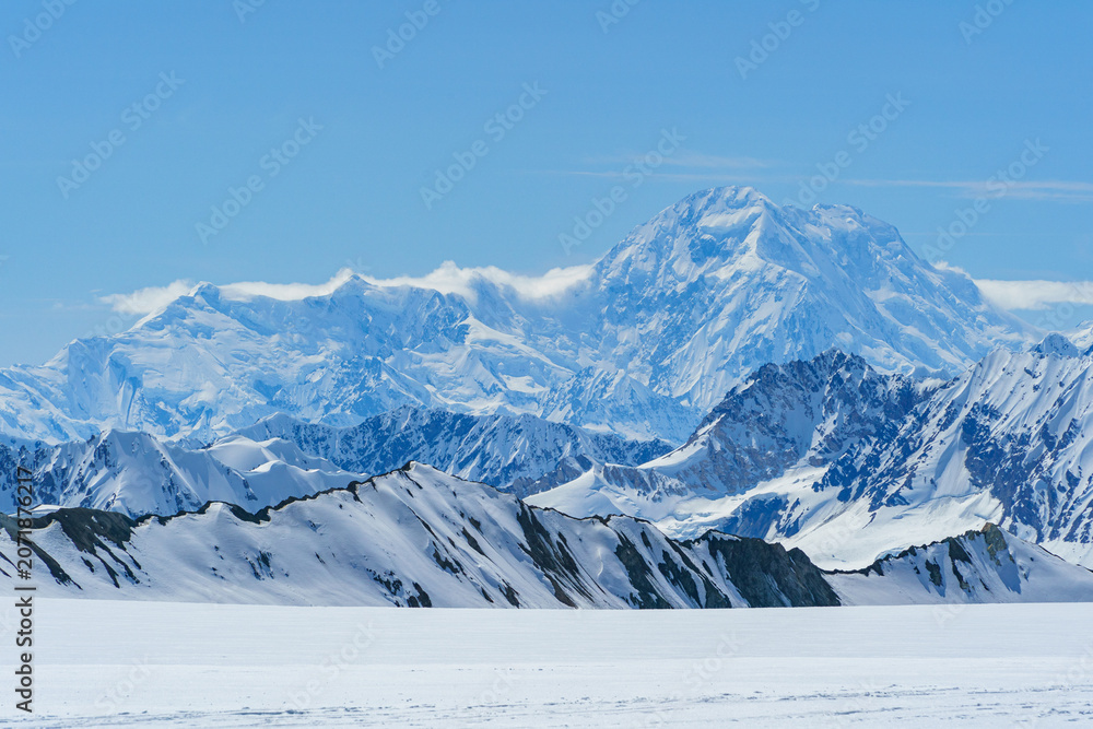 Obraz premium View of Mount Logan from base camp in the Saint Elias Mountains, Kluane National Park, Yukon, Canada