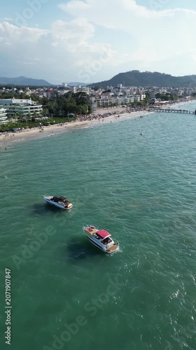 Imagens Aereas da Praia de Canasvieiras Florianópolis