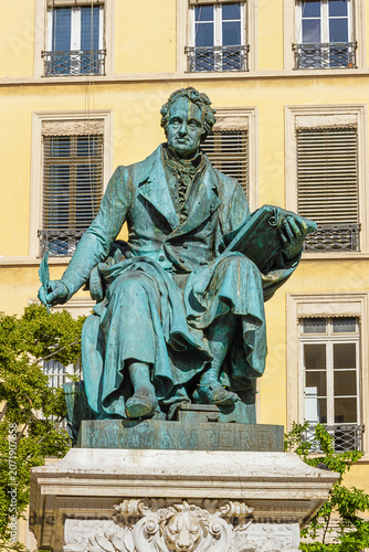 Canvastavla Close up of  the statue of Andre Ampere, on the Place Ampere in Lyon
