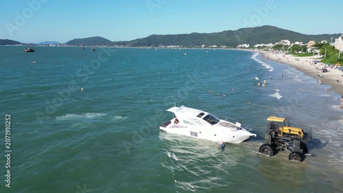 Imagens Aereas da Praia de Canasvieiras Florianópolis