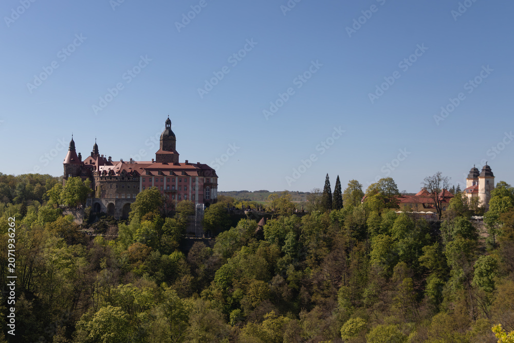 Fototapeta premium Horizontal panoramic view of Książ Castle in Poland from a hillside viewpoint 05.01.2026 16:07:50
