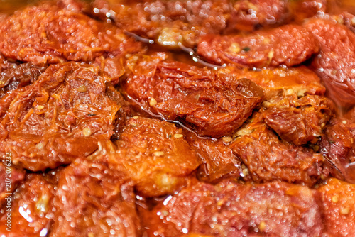 Sundried tomatoes in olive oil