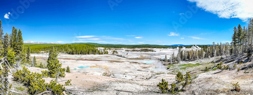 Tableau sur toile Scenic panorama of Norris Geyser Basin