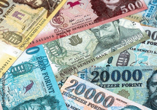 Cuadro en lienzo Hungarian forint money bills in pile on table
