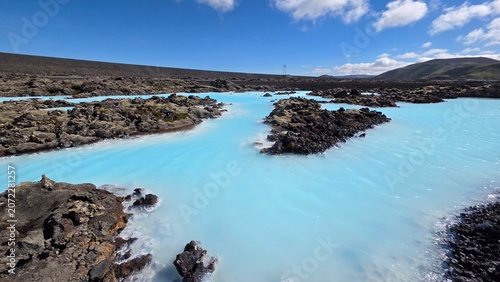 Foto Geothermal Pools and Volcanic Landscape Near Iceland's Blue Lagoon