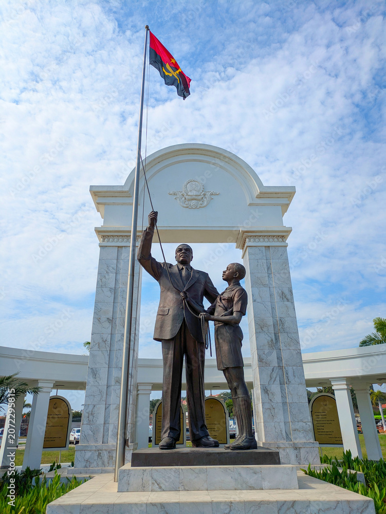 Naklejka premium Agostinho Neto Memorial statue Luanda