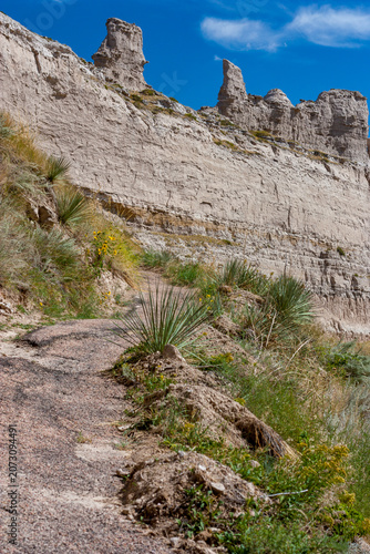 Hiking up Scotts Bluff National Monument