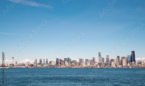 seattle skyline buildings sunny summer day
