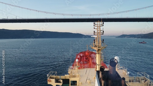 Cuadro en lienzo Aerial view of a gas tanker ship transiting the Bosphorus Strait, highlighting i