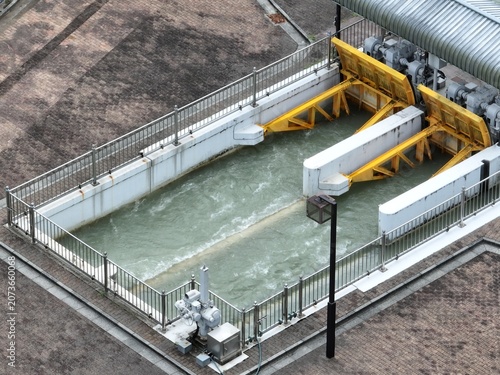 Foto Aerial View of Kagawa Canal Memorial Park and Water Infrastructure in Kagawa, Ja