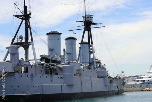 Foto Side view of the old, historic, battle cruiser Averof, at Faliro, Athens, Greece