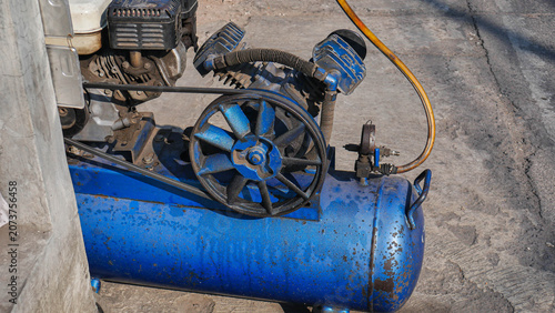 Canvastavla Portable Air Compressor Machine with Gasoline Engine for Industrial and Workshop