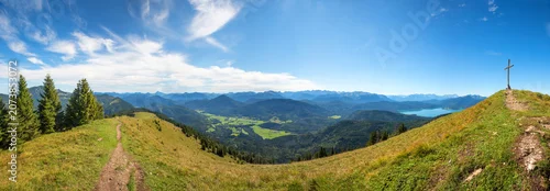Panel kuchenny z motywem panoramic landscape, hirschhornl mountain with cross, view to Jachenau and alps, bavaria