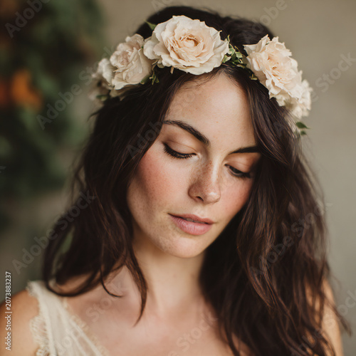 Portrait of lady with Simple bridal natural rose flower headdress