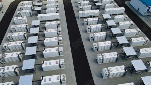 Fotografía Industrial park with multiple container sized units forms a large scale energy s