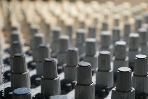 Принти на полотні audio mixer