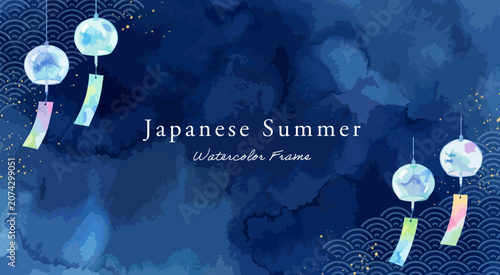 Tableau sur toile 風鈴の背景イラスト,水彩風の夜空と和風ふうりん、夏の濃紺フレーム枠、青海波と金粉の長方形デザイン背景、高級和モダン広告素材,手描きベクター,高級感ギフト・夏セー