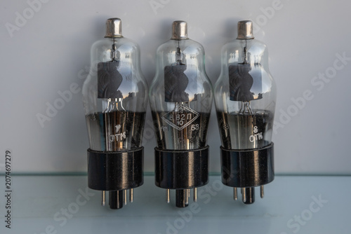 Valokuva Vacuum electronic radio tubes
