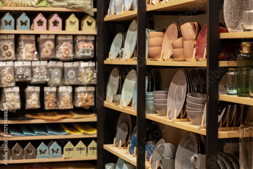 Fotografi Retail store shelves displaying home decor and kitchenware