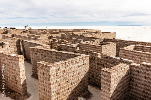 Schilderij op canvas The labyrinth: a tourist attraction in the salar de uyuni, bolivia