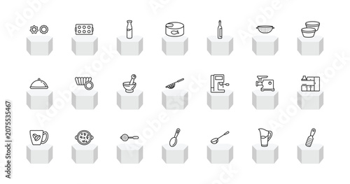 Quadro su tela outline kitchen icons set - cookie cutter, muffin pan, conserve, grater