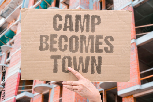 Tableau sur toile "Camp becomes town" Refugee settlements evolve into towns