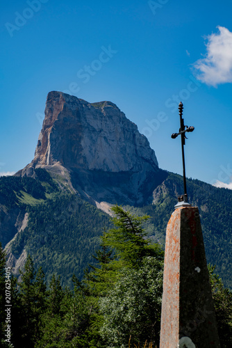 Cuadro en lienzo 411 mont aiguille