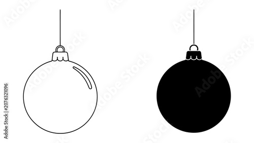 Foto Christmas Ornament Duo: Two classic Christmas ornaments, one outlined and one solid, hang suspended, ready to adorn a festive tree