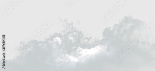 Foto Clouds drifting in the sky on a clear day during mid-afternoon in a natural sett