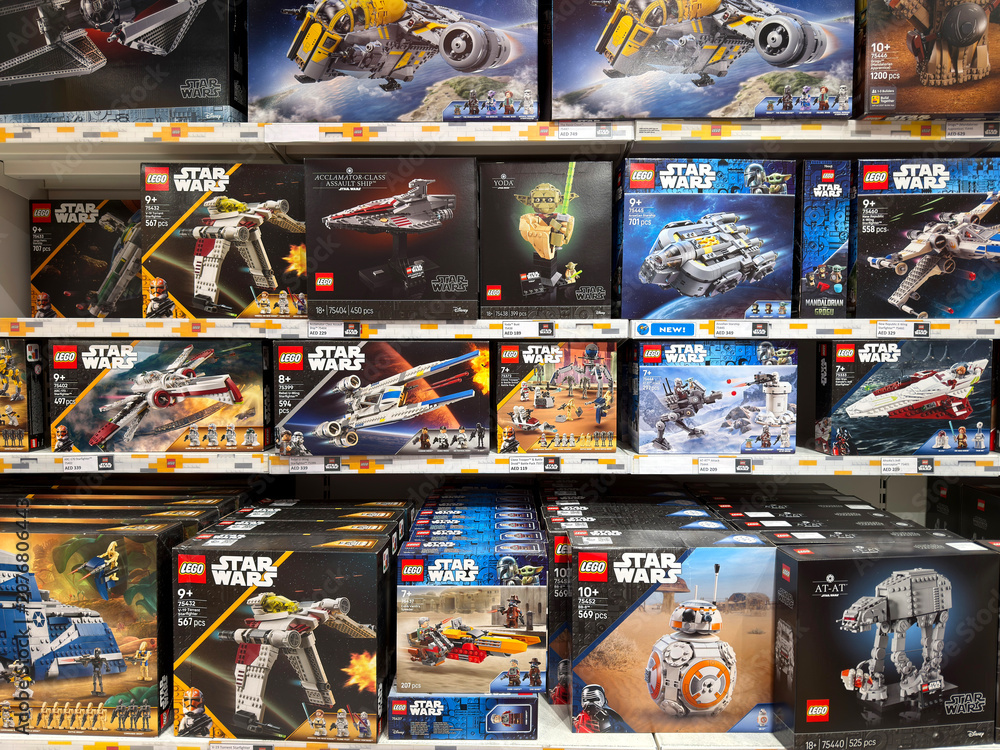Obraz premium Dubai, UAE - May 26, 2026: LEGO Star Wars products offered for sale in retail store. Building sets based on Star Wars franchise continue to attract fans and collectors worldwide