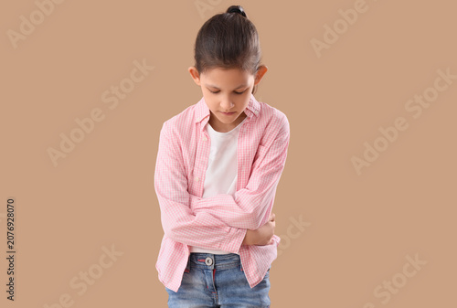 Teenage girl with appendici...