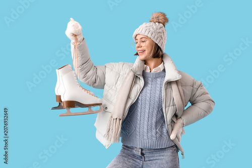 Young woman in winter cloth...