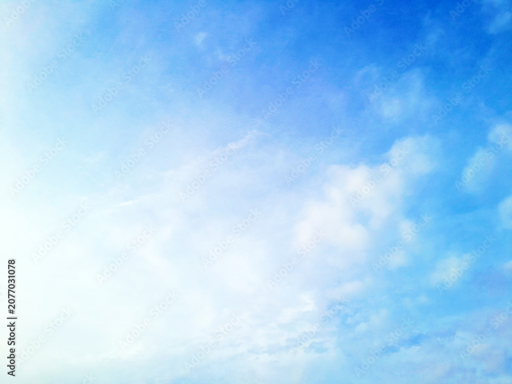 Obraz premium fresh blue cloudy sky background