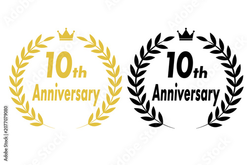 10周年記念の月桂樹と王冠のロゴデザイン素材