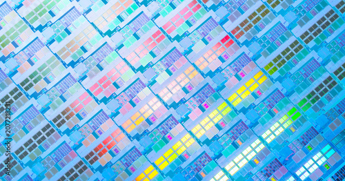 Schilderij op canvas blue silicon wafer for manufacturing semiconductor of integrated circuit