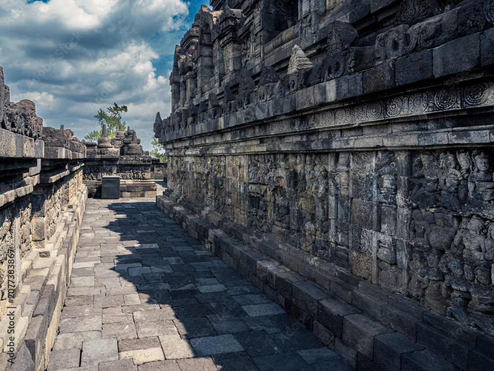 Fototapeta premium Templo de Borobudur en Yogyakarta, en la isla de Java, Indonesia